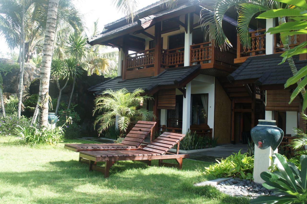 Batu Bolong Cottages Mangsit Kültér fotó